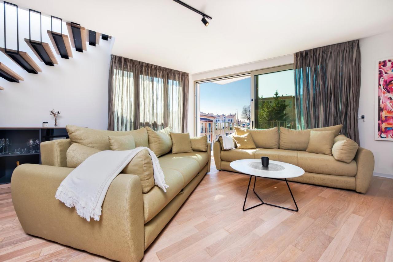 The Grand Apartment 罗维尼 外观 照片