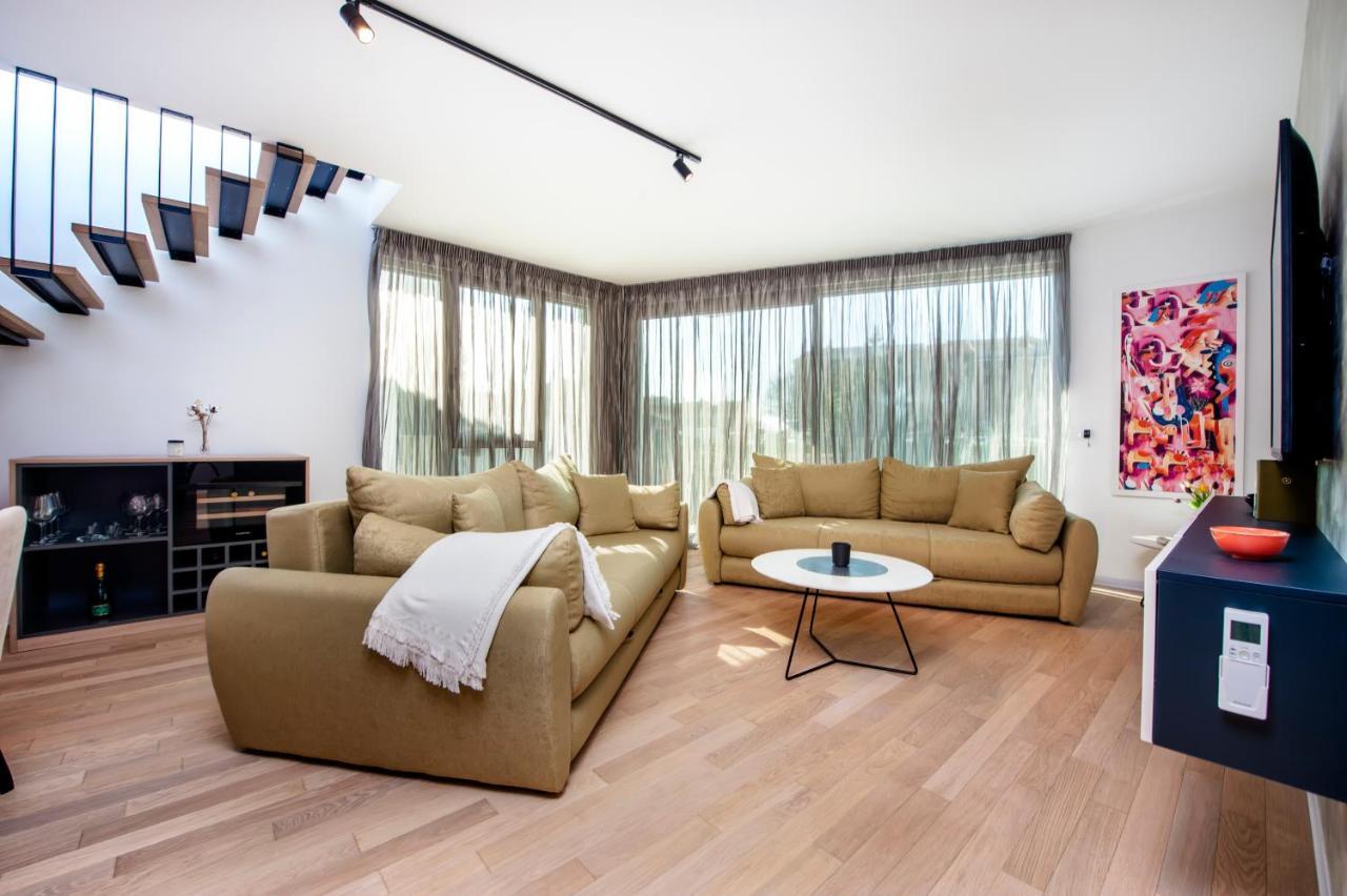 The Grand Apartment 罗维尼 外观 照片