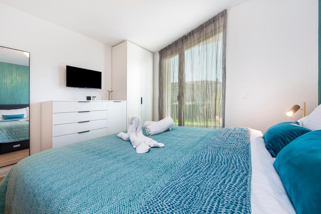The Grand Apartment 罗维尼 外观 照片